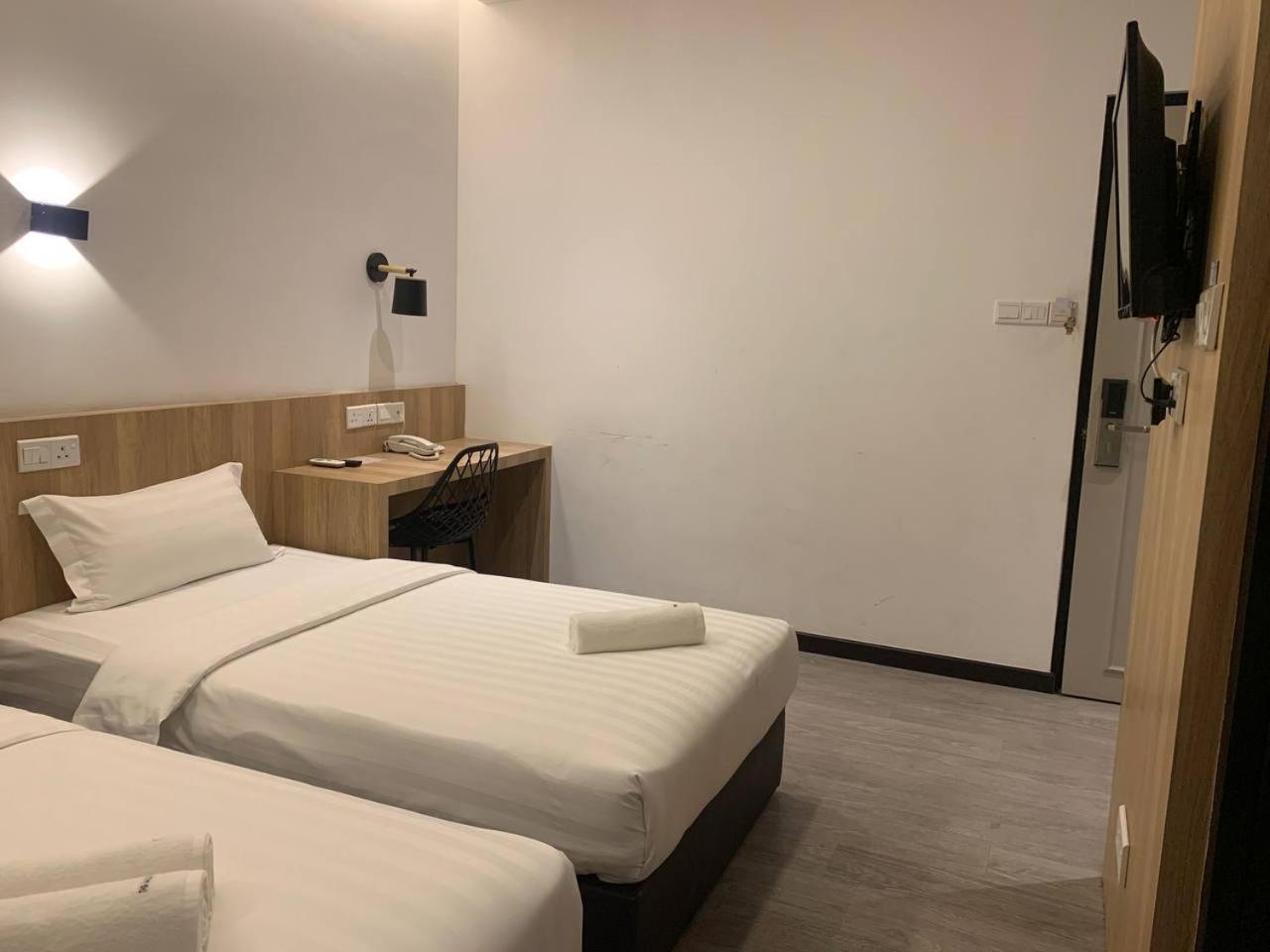 The Daily Hotel コタキナバル エクステリア 写真