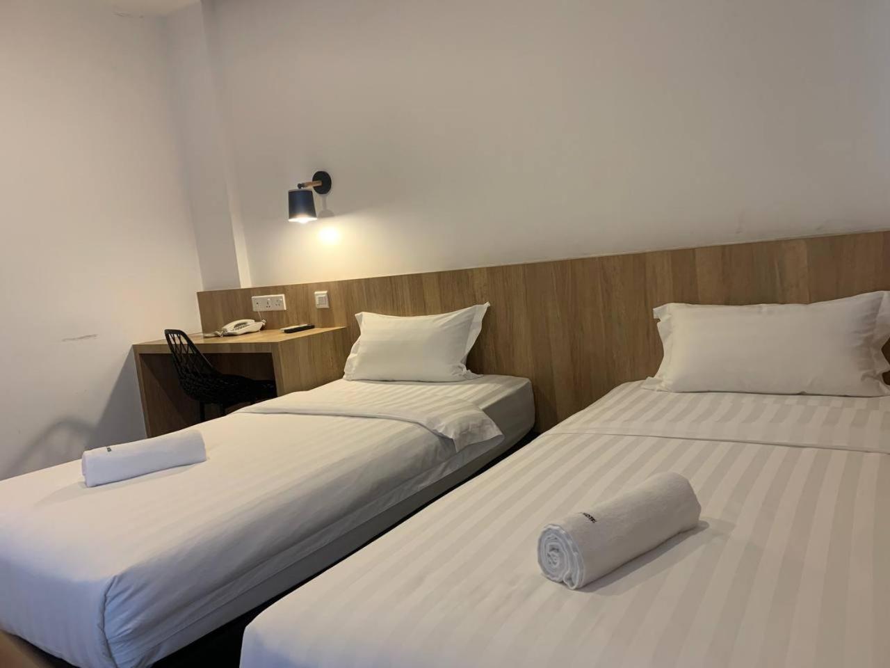 The Daily Hotel コタキナバル エクステリア 写真
