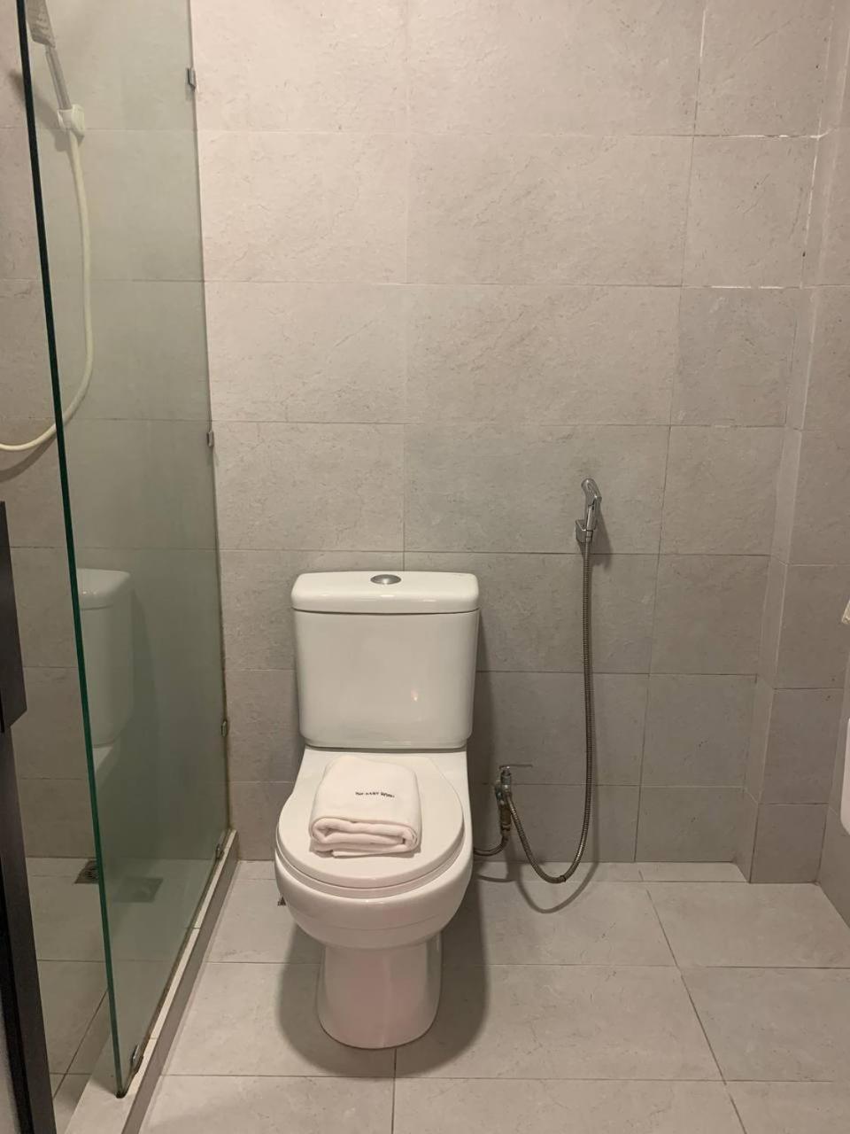 The Daily Hotel コタキナバル エクステリア 写真