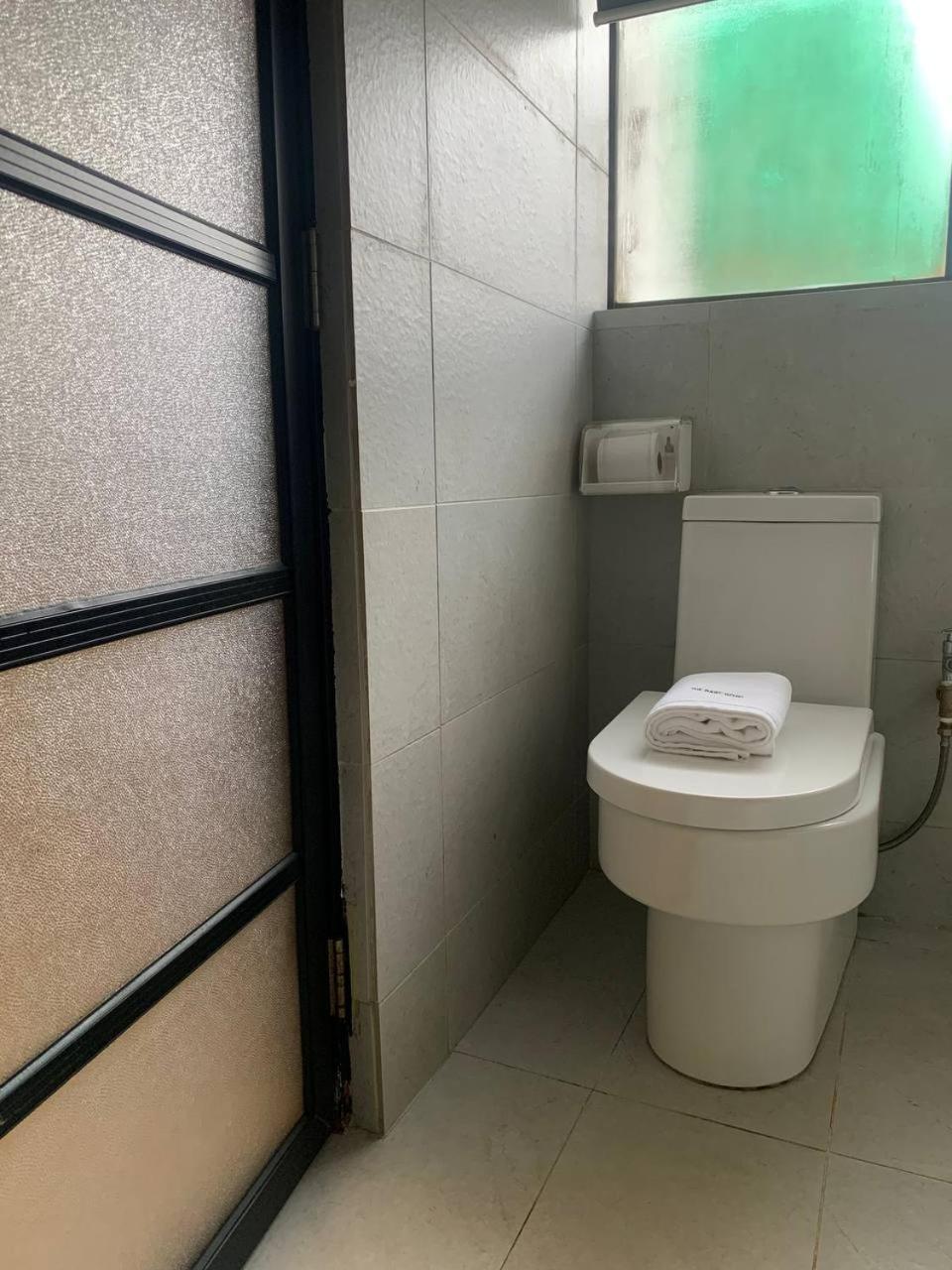 The Daily Hotel コタキナバル エクステリア 写真